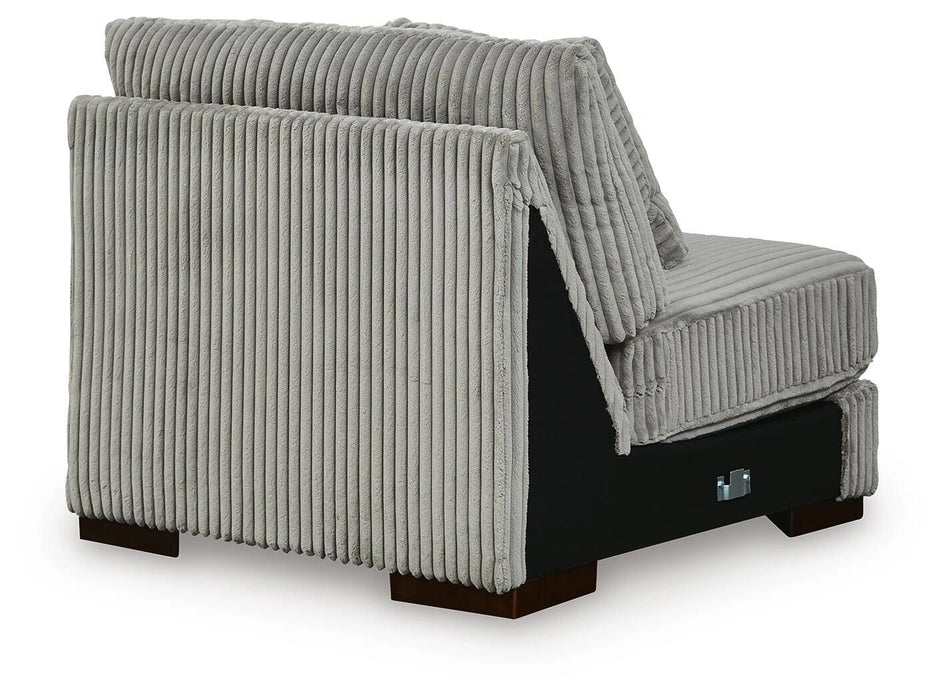 Lindyn Sectional with Chaise