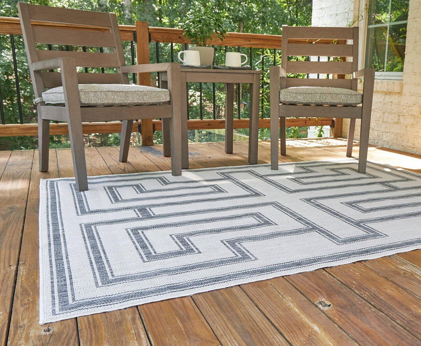 Matinwood 5' x 7' Rug